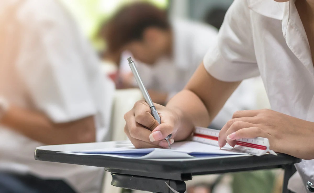 संवेदनशील परीक्षा केन्द्रों पर अतिरिक्त सतर्कता बरतने के निर्देश