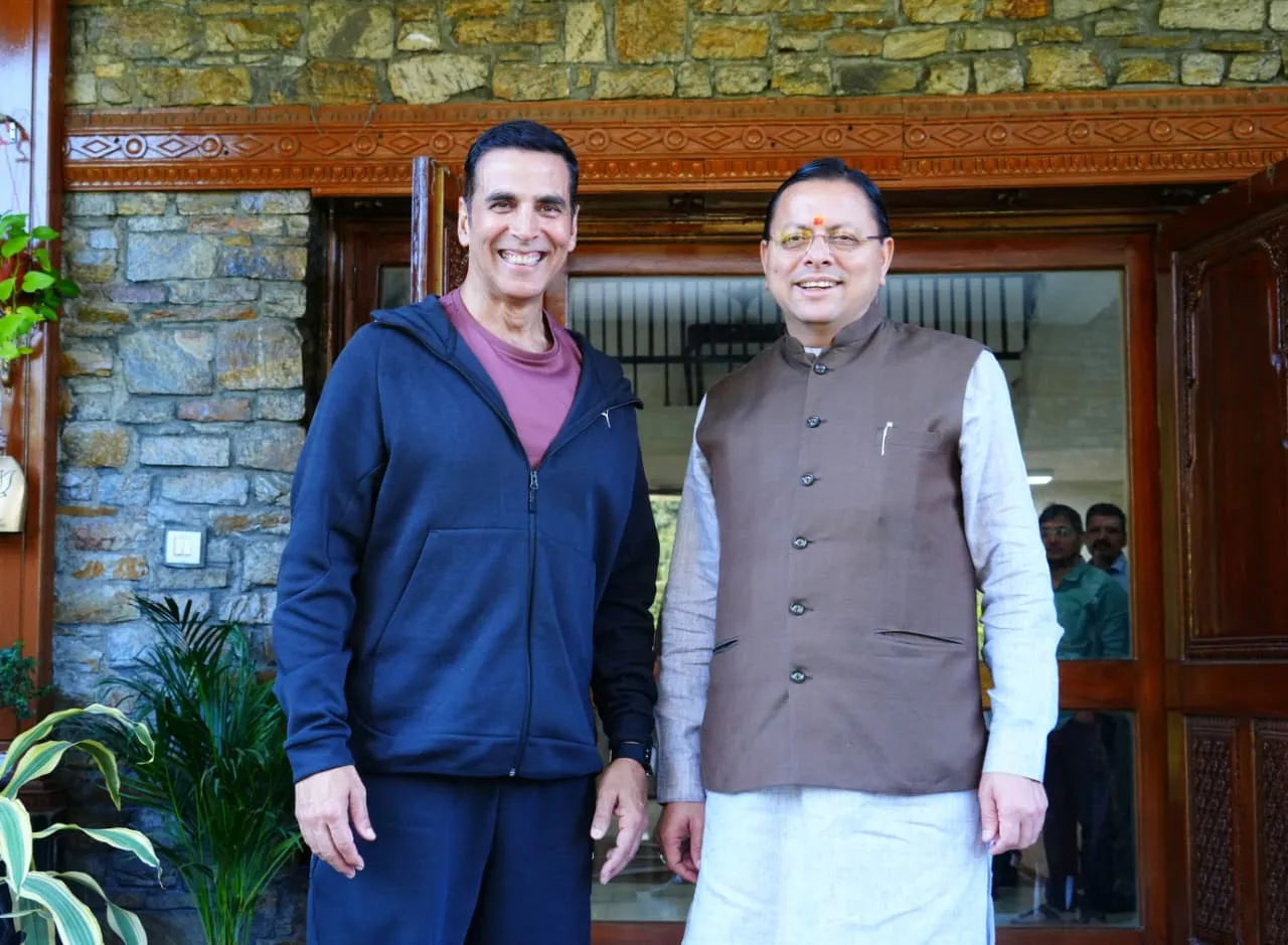 अक्षय कुमार ने सीएम धामी से की मुलाकात, उत्तराखंड में फिल्म शूटिंग और निवेश की संभावनाओं पर चर्चा